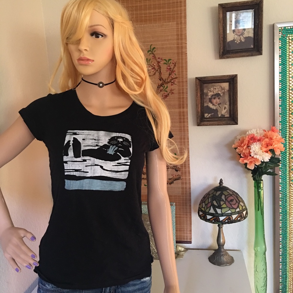 EMI SPORTSWEAR Monterrey Bay Aquarium Seal TShirt